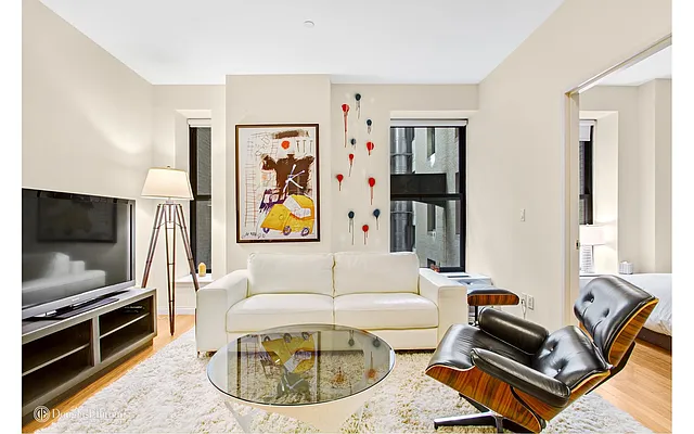 Rented by Douglas Elliman | media 22