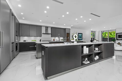 495 E Royal Palm Rd #201 Photo 1