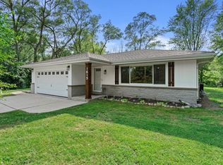 7815 S 31st St, Franklin, WI 53132