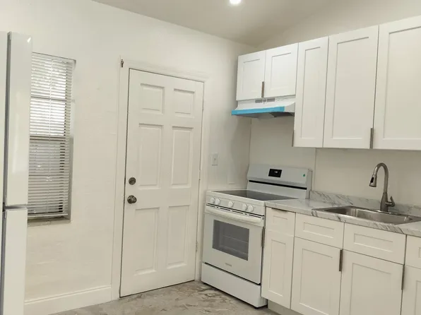 709 NE 7th St #2, Delray Beach, FL 33483