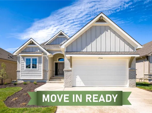 17344 S Hall St, Olathe, KS 66062