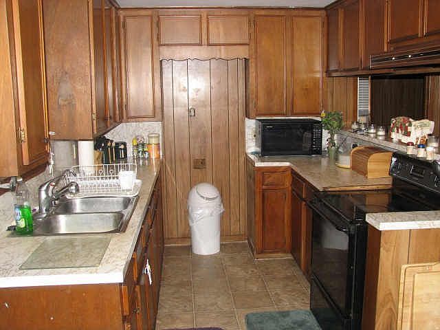 2nd image of 11919 Magnolia Bend Dr