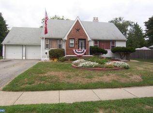 315 W Washington Ave, Magnolia, NJ 08049