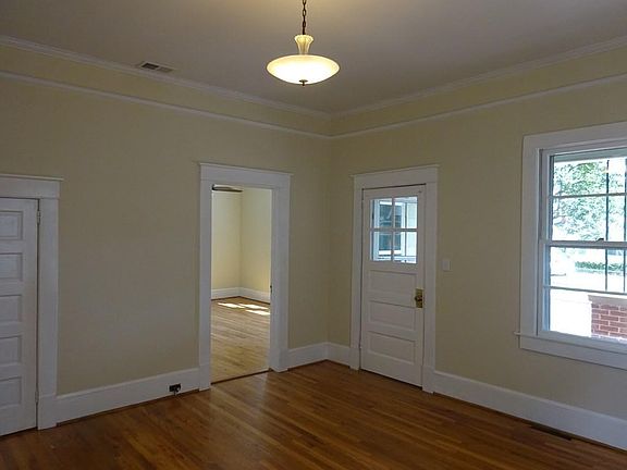 2nd image of 306 Baldwin Ave