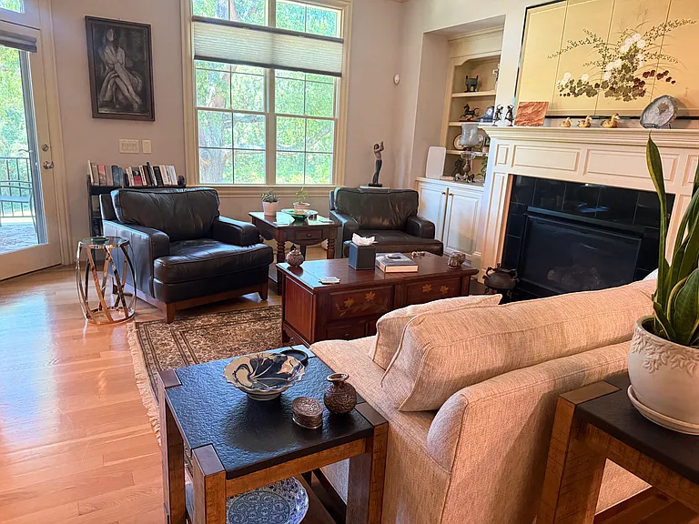 6421 Fairway Row Ln — Photo 4
