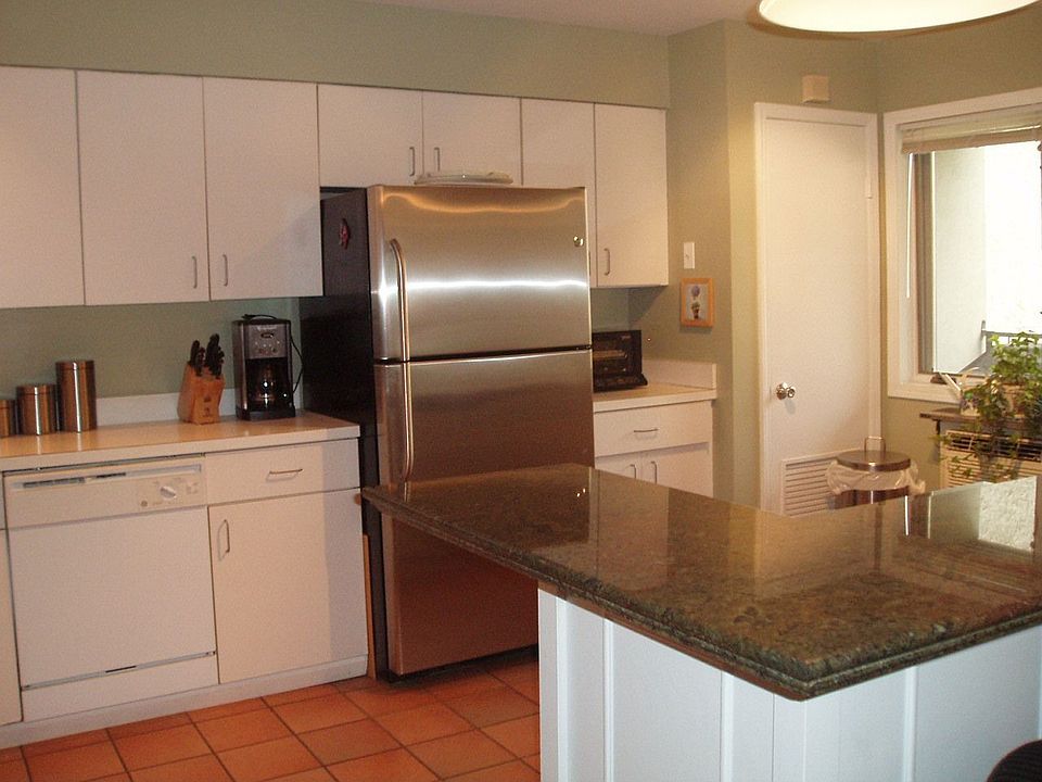 Spacious kitchen for entertaining