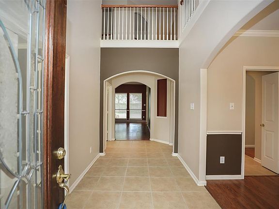 5th image of 13822 Brannon Field Ln