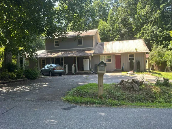 671 Dooley Rd, Clarkesville, GA 30523