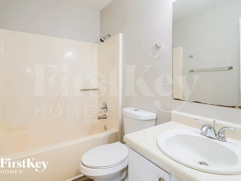 137 Classic Rd — Photo 17