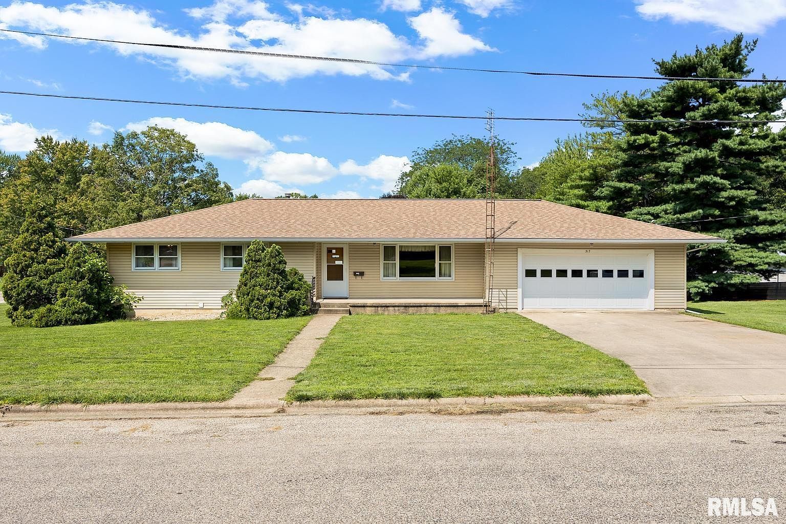 317 S Ida St, Lacon, IL 61540 Zillow