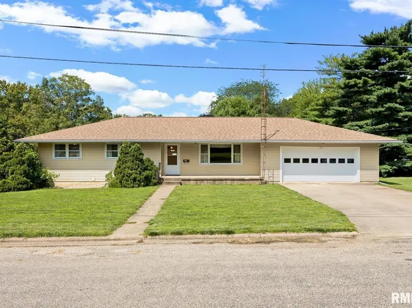 317 S Ida St, Lacon, IL 61540