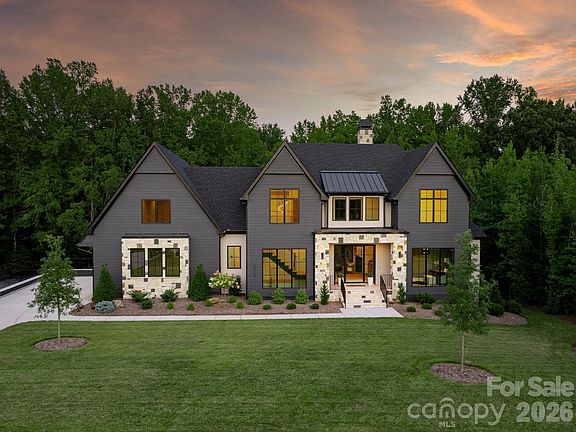 2nd image of 217 Crest Ct