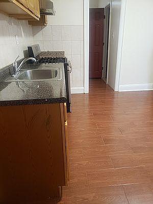 2nd image of 175 Minna St #1FF