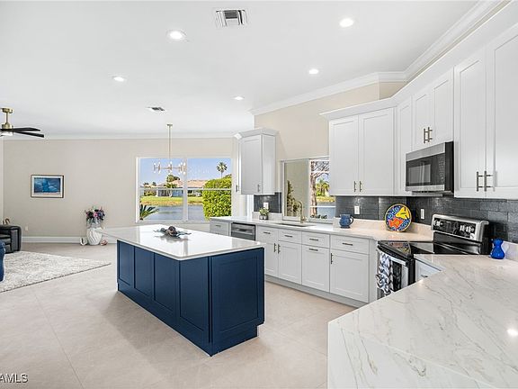 3rd image of 12903 Kedleston Cir