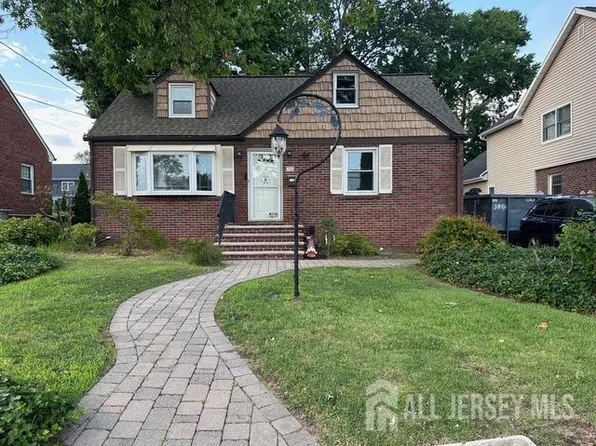 78 Schoder Ave, Woodbridge, NJ 07095