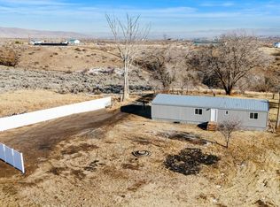 590 Hideaway Rd, Yakima, WA 98908