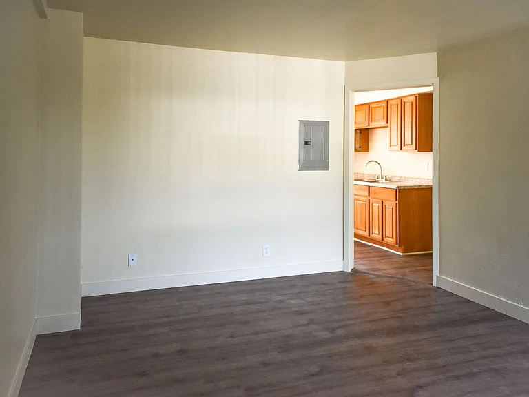 Sun Basin Apartments — Photo 9