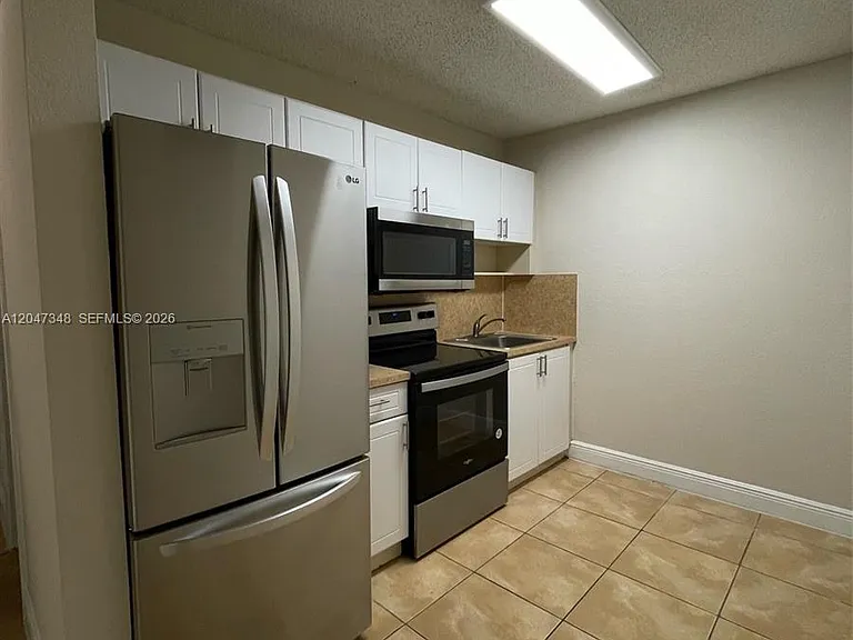 6950 Miami Gardens Dr #2-312A — Photo 10