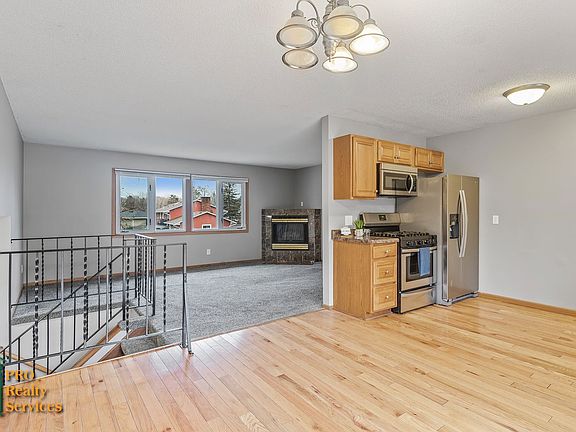 2nd image of 2233 Bossard Dr
