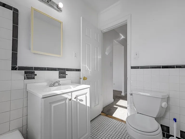 216 Orange St SE #4 — Photo 16