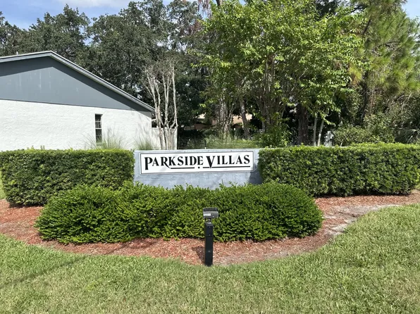 7111 Parkside Villas Dr N, Saint Petersburg, FL 33709