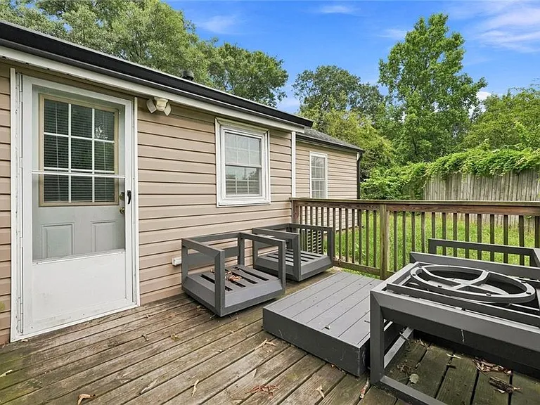 1911 Woodland Hills Ave NW — Photo 22