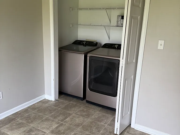 207 Run Swamp Rd — Photo 5