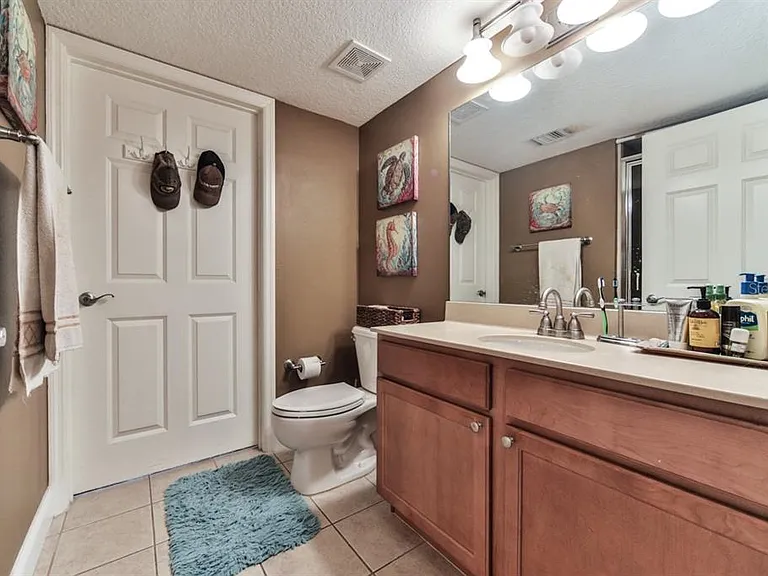 273 Middle Way #G — Photo 31