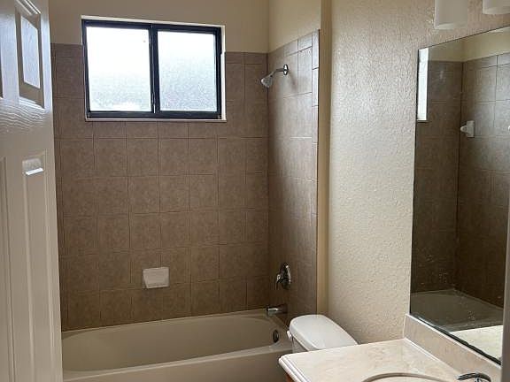 4th image of 439 Caraway Dr