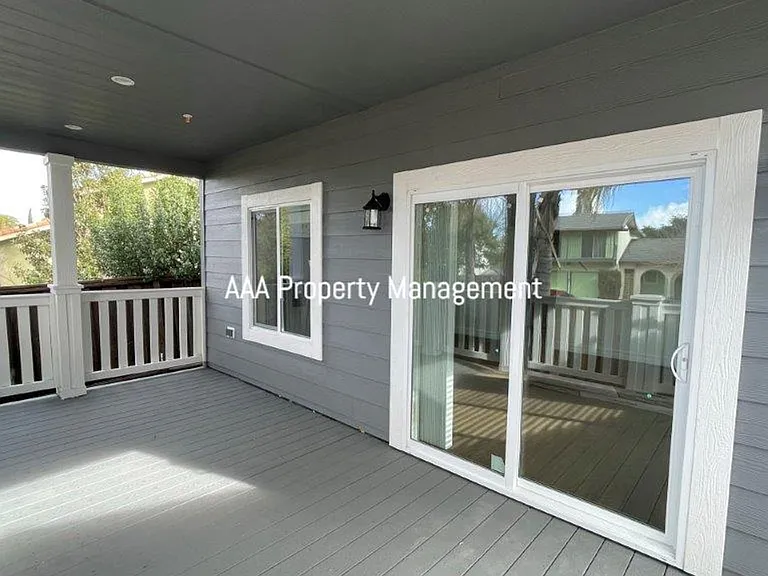 2035 Gill Port Ln #A — Photo 15