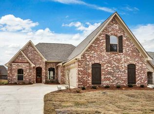 253 Hidden Hills Pkwy, Brandon, MS 39047