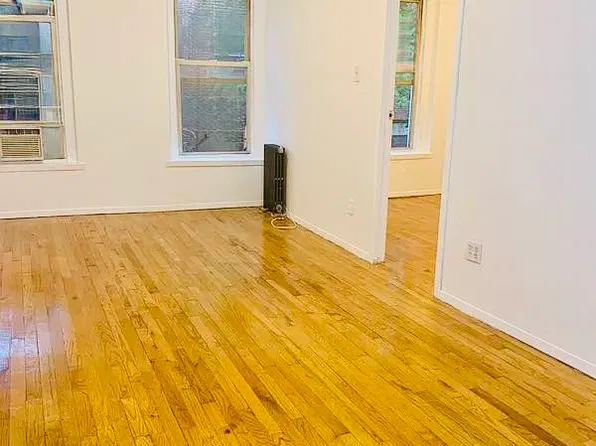 174 Grand Street image 1 of 6