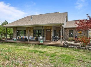 10895 Greenlefe Dr, Rolla, MO 65401