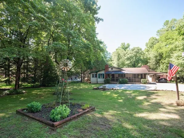 161 Coweeta Lake Cir, Otto, NC 28763
