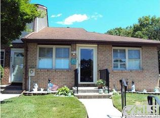 700 Denise Ct, Brick, NJ 08724