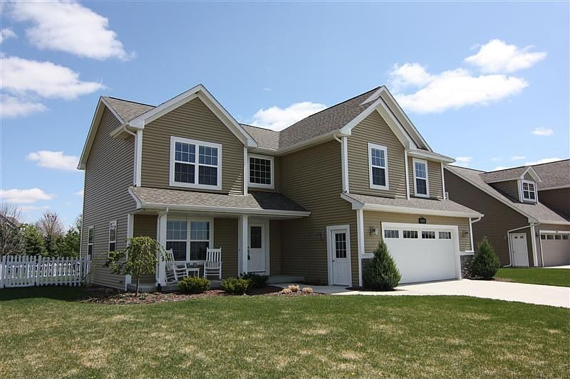 1st image of 4544 E Lakecress Dr