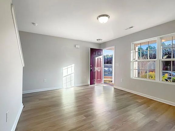 2nd image of 164 Creekstone Ct