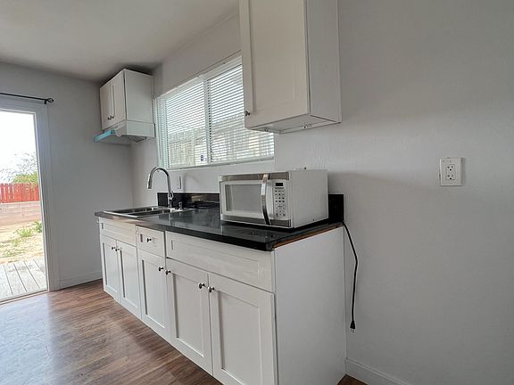 5th image of 2223 Mesquite Dr #C