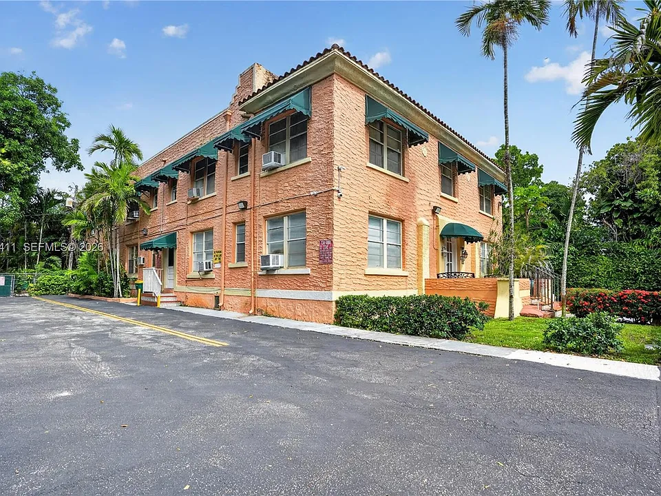 3409 S Le Jeune Rd #11
