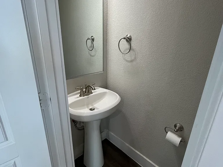 2112 Shea Rd #203 — Photo 6