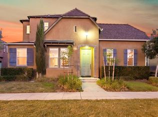 1771 N Leonard Ave, Clovis, CA