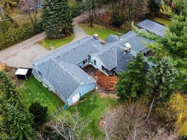 1356 Oak Ln, Mississauga, ON L5H 2X7