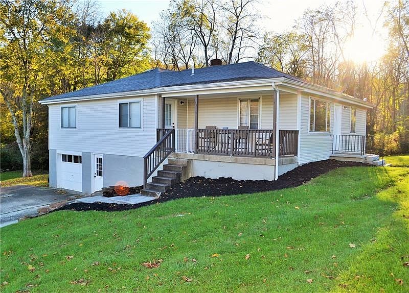 Welcome to 130 White Street!