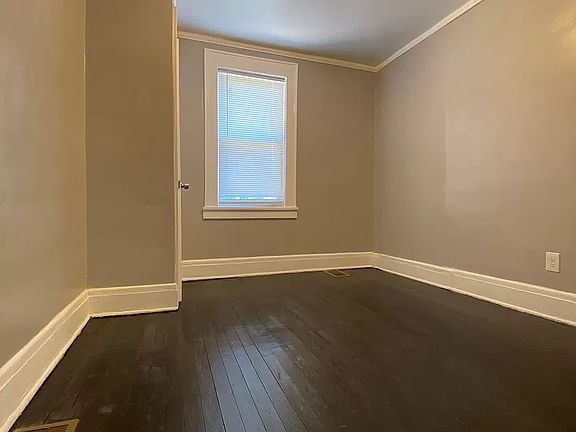3rd image of 320 Livingston St Floor 2