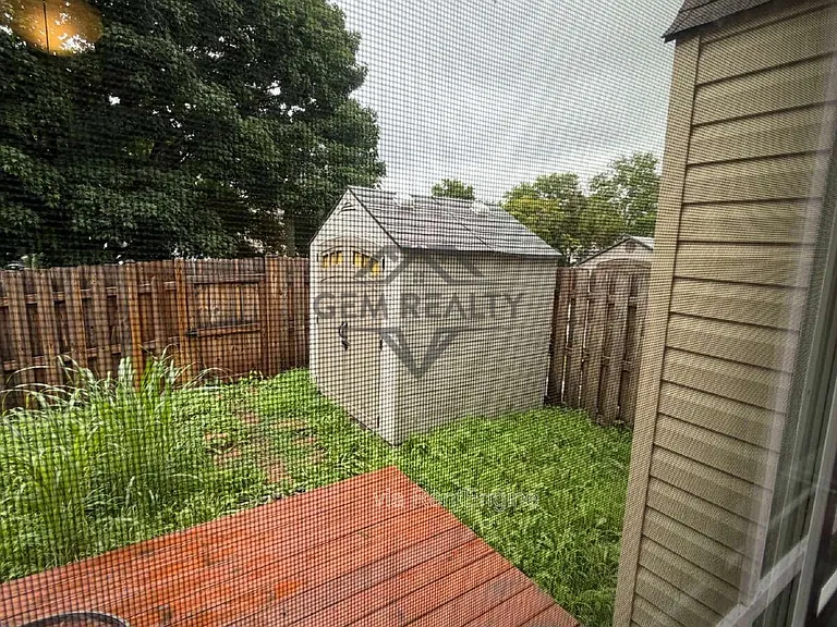569 Cromwell Ct — Photo 20