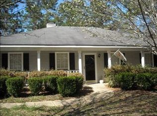 135 Donna Cir, Daphne, AL 36526