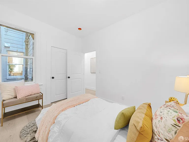 1060 Noe St #1064A — Photo 9