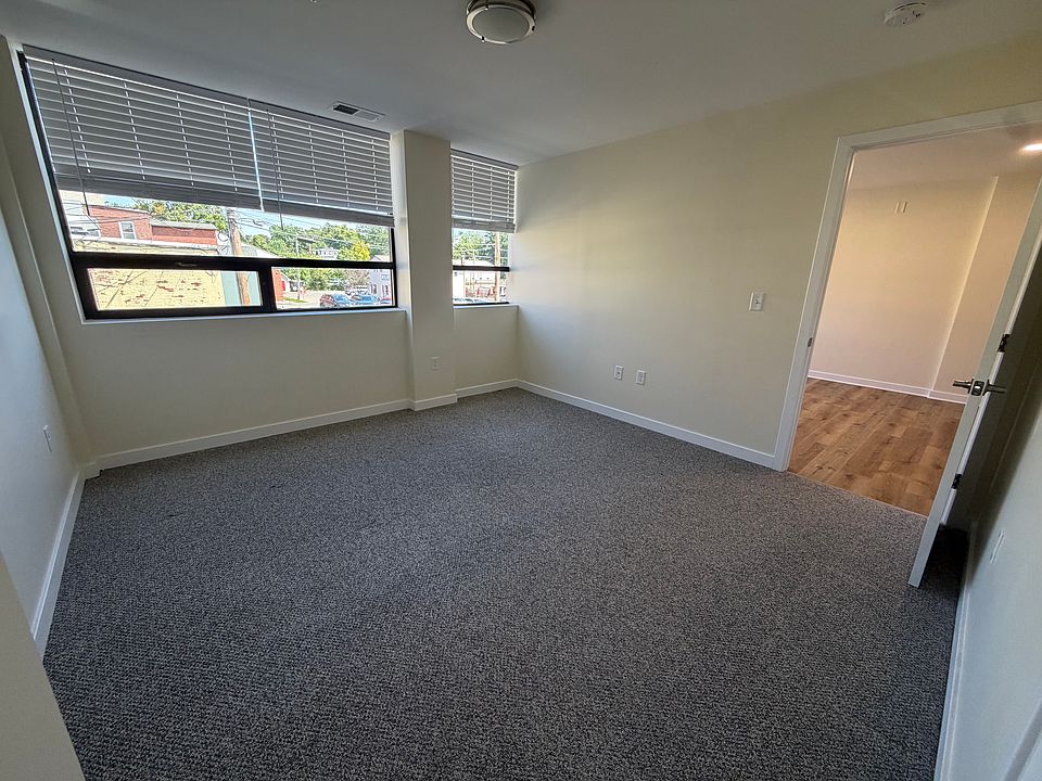 2nd image of 370 Center St #201