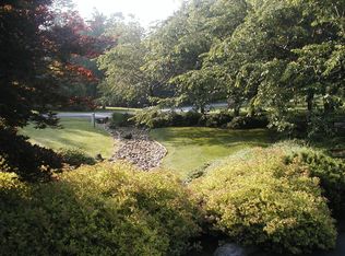 11385 Seneca Knoll Dr, Great Falls, VA 22066