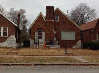 5960 N Pointe Blvd, Saint Louis, MO